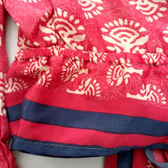 Boho Block Print Tie Front Crop Top Wide Flare Sleeves Plunge Neck Sz S/M - Picture 4 of 6